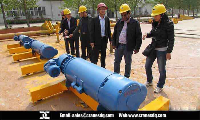 Honduras customer visit Dongqi overhead crane company and factory