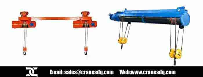 Conjoined electric wire rope hoists with two hooks